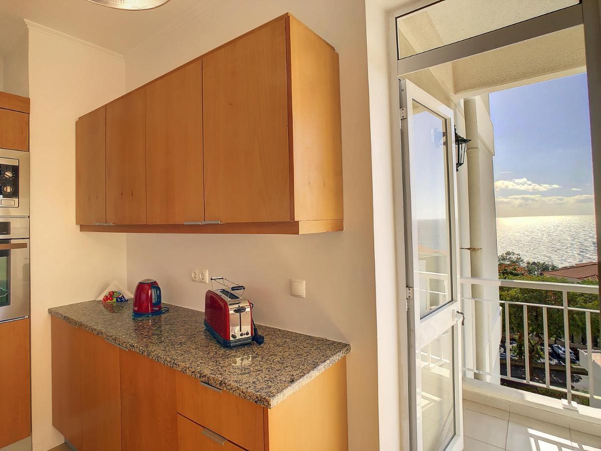 Lido Life Apartment By Lovelystay Funchal Dış mekan fotoğraf